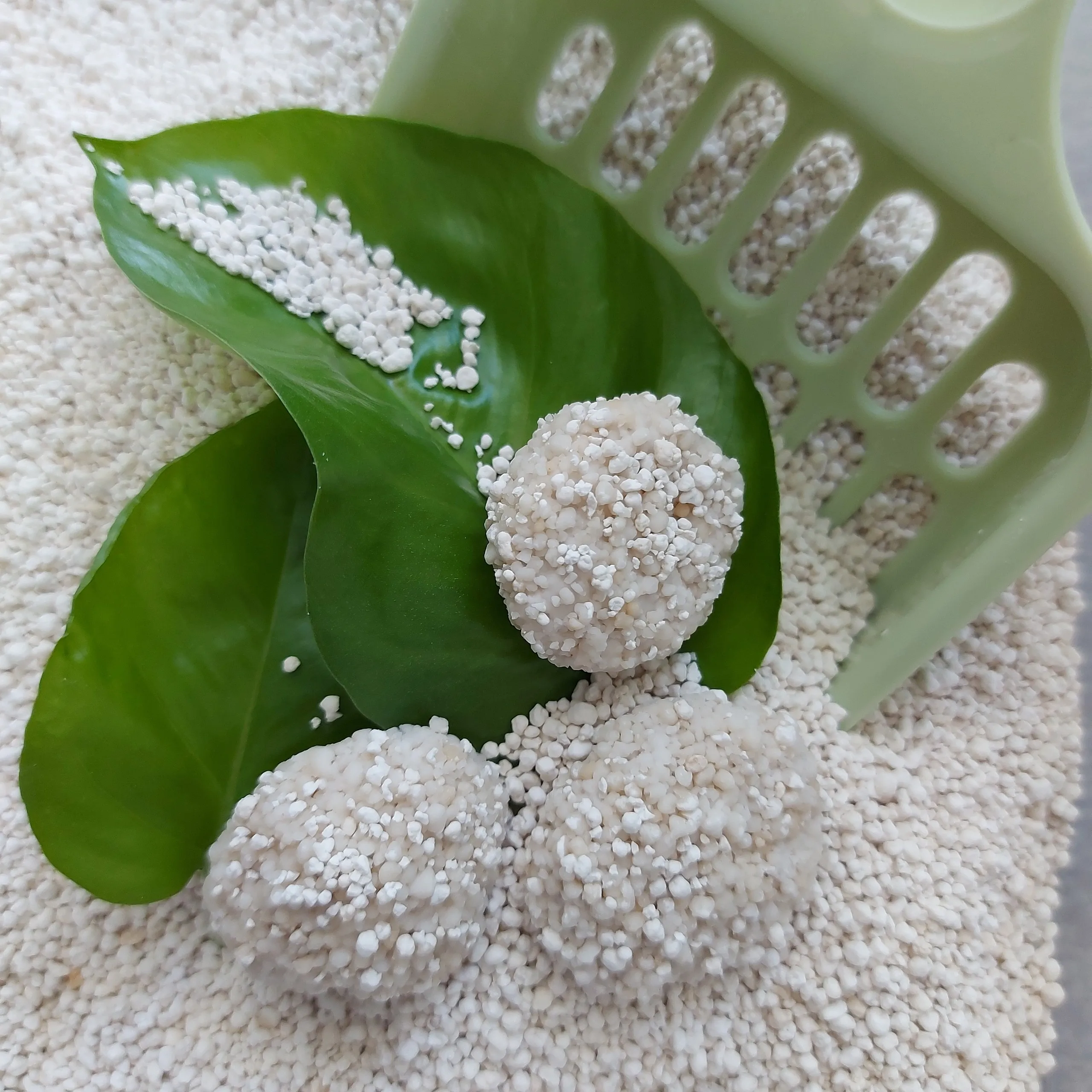 [EXCLUSIVE] 100% NATURAL CASSAVA CAT SAND, ECO-FRIENDLY, BEST PRICE MADE IN VIETNAM