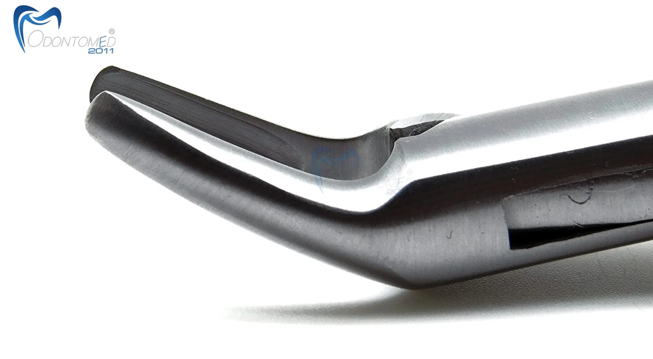 High Quality Tooth Extracting Forceps #67A Extracting Pliers Surgical Dental Instrument Ce 3 Years Manual 2 Years Class I MOL