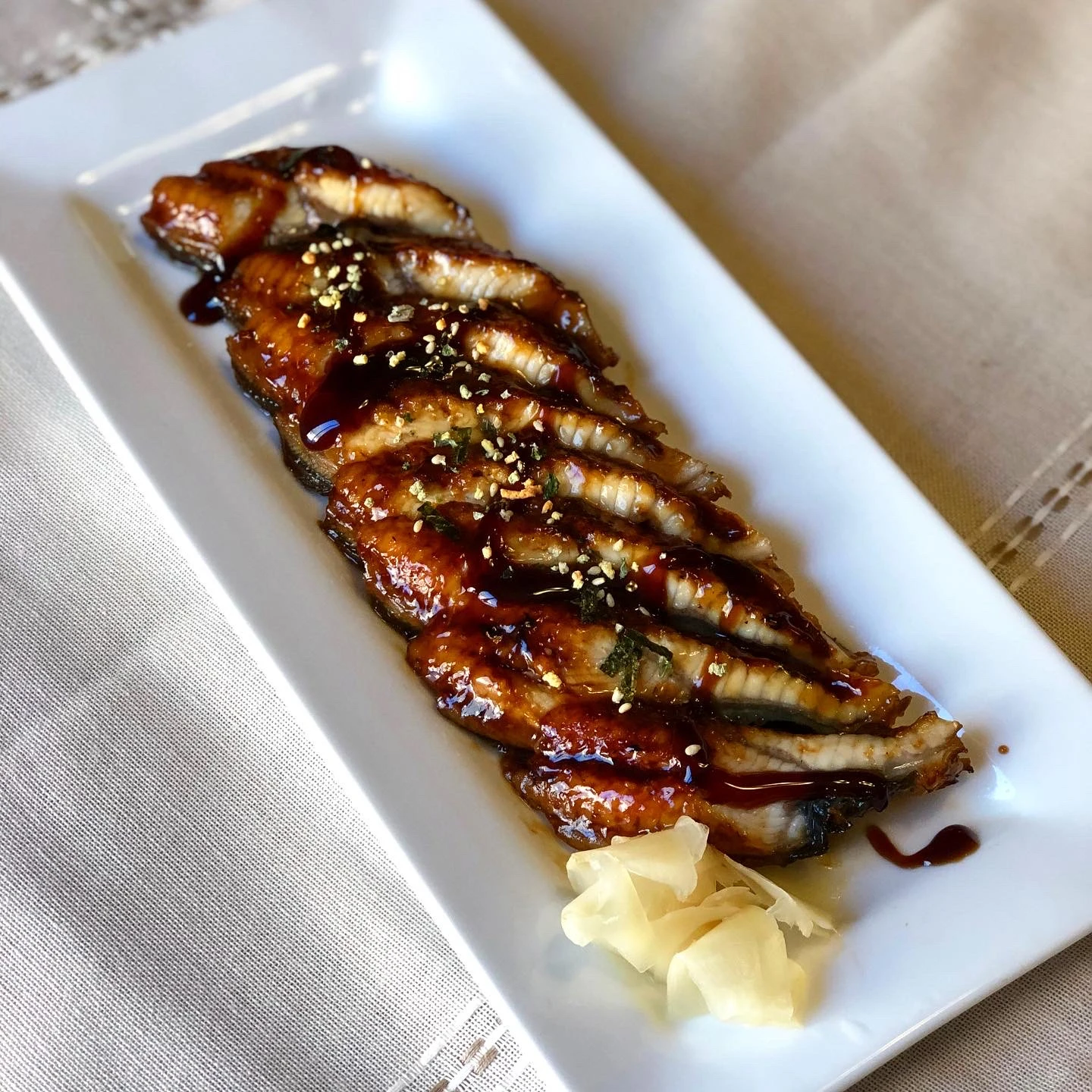 
frozen roasted eel unagi kabayaki roasted eel frozen roasted eel unagi / 14oz 