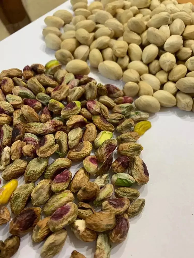 
Best quality green peeled pistachio Nuts 