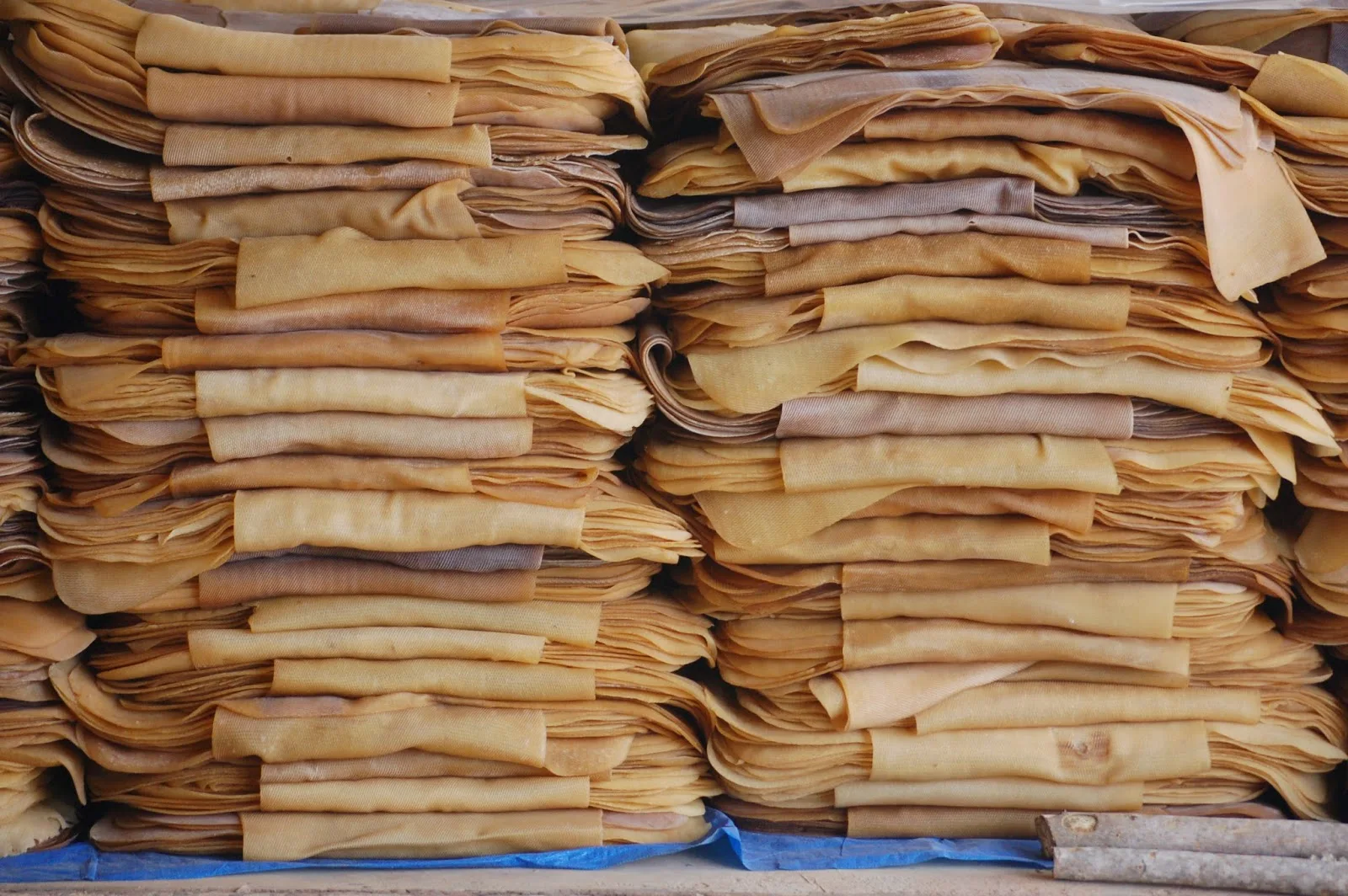 Vietnam Smoked Sheet Rubber Rss1 -  Skim rubber sheets for sale