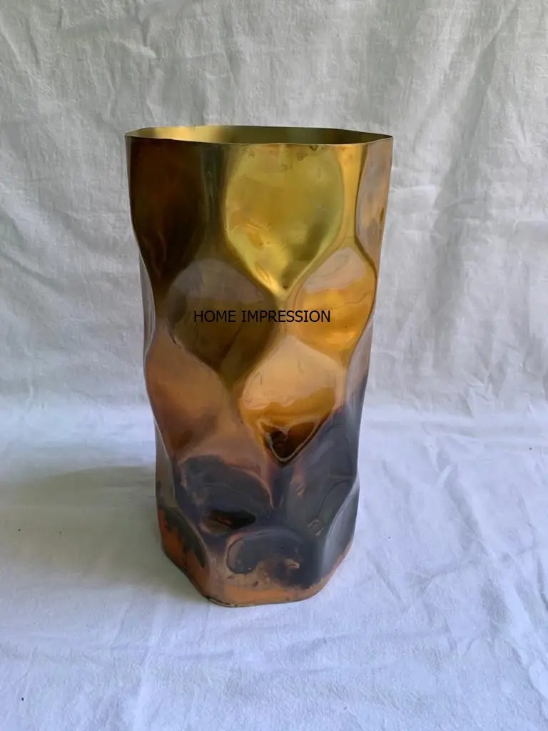 Садовый домик с золотым