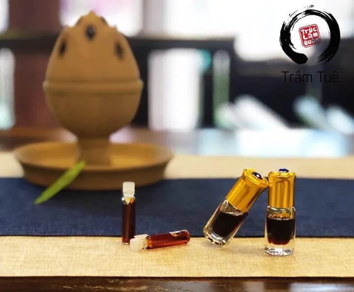 Best seller Agarwood (OUD) Essential Oil for Middle East, Kuwait, UAE, Saudi Arabia, Qatar