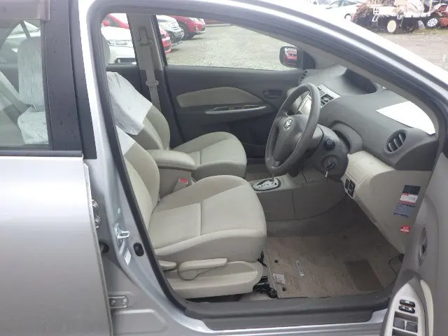 Japanese Used Car Toyota Belta 1300cc 2010 RHD