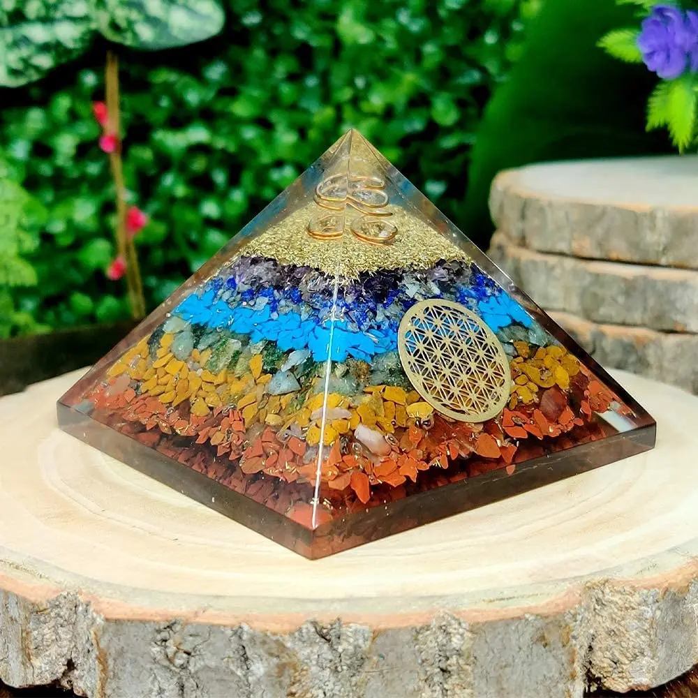 Wholesale Seven Chakra Orgonite Pyramid Healing Crystal Natural Seven Chakra Orgone Pyramid for Meditation orgone Product