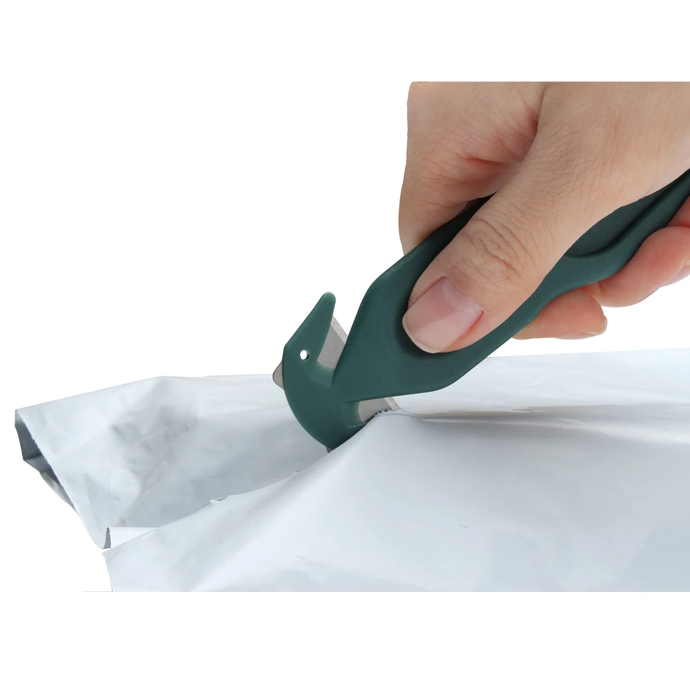 Two-sided concealed blade recessed blade box carton cutter film cutter knife