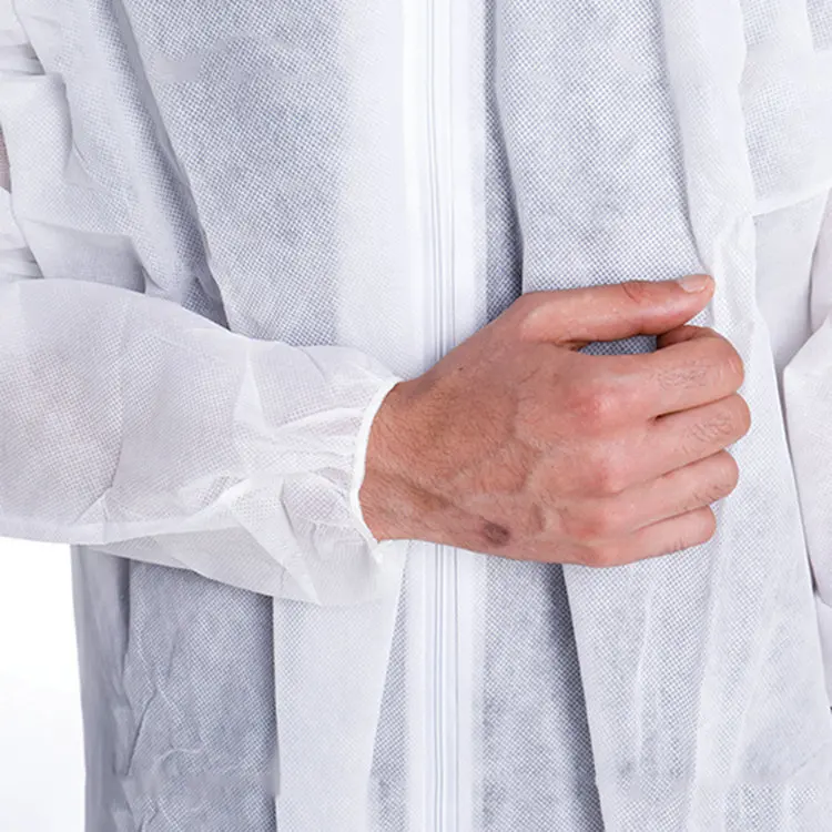 High Quality Nonwoven Workwear PP Material Safety Clothing Men Coverall Disposable