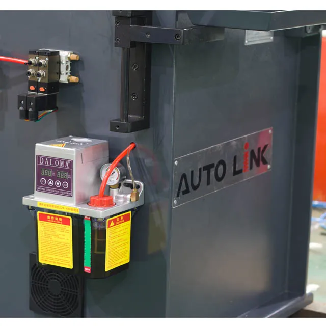 Автоссылка 3 оси CNC пружинная намоточная машина для автоматического Пружина сжатия делая