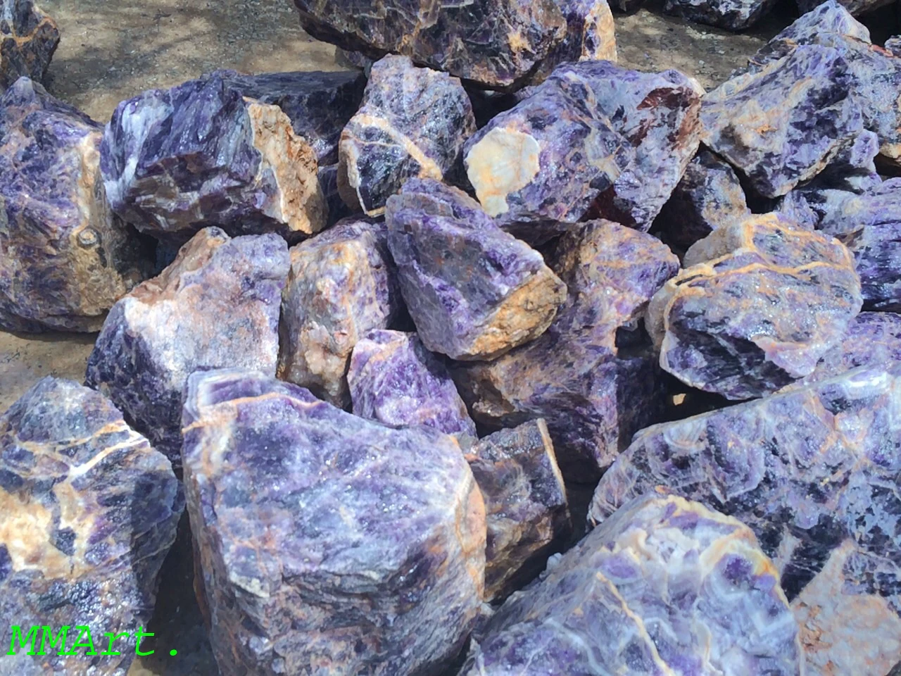 value added high quality amethyst stone pebbles and gravels for decoration and healing process