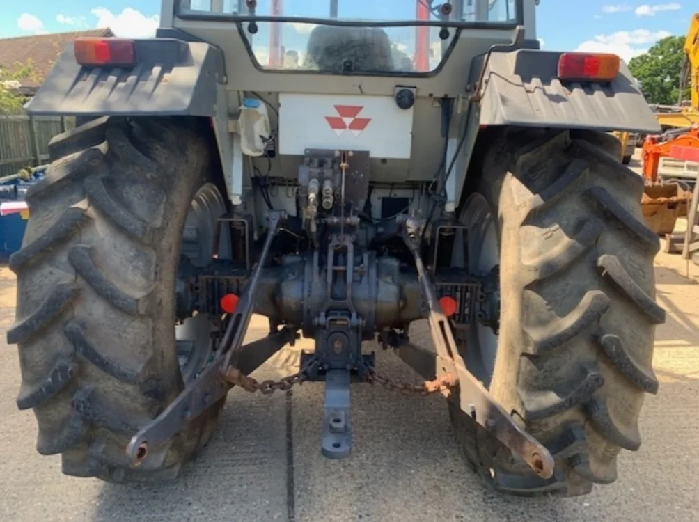 tractor390.....,.png