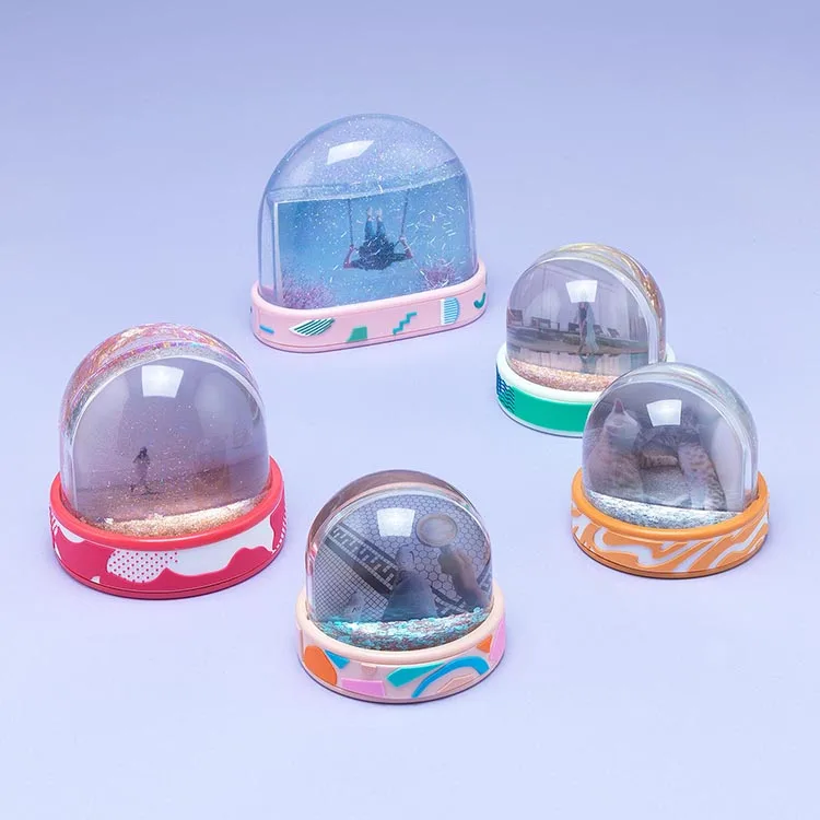 OEM Soft PVC Base Fits Two Photos High Quality Best For Theme Park Dome Shaped Acrylic picture Frame Snow Globe
