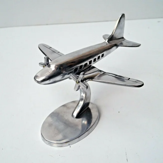 Luxury Selling Metal Sculpture Statue And Sculpture For Home Decor Decorations For Home Art Decor Living Room Office Bedroom