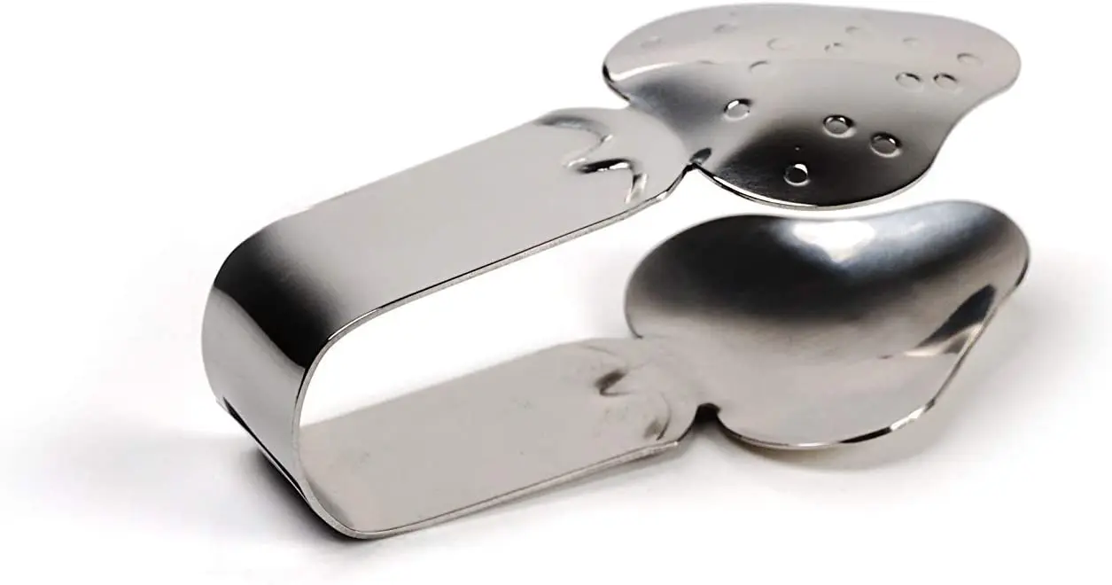 Strawberry Huller Stainless Steel Fruit Stem Remover Picker Leaf Tweezers Kitchen for Strawberry Cherry Tomato Fruit Tools