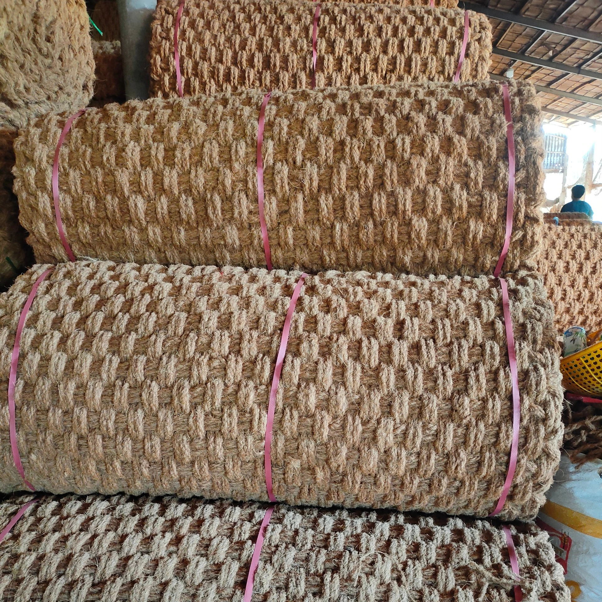 High Quality Coco Liner Coco Rolled Mat For Garden Supplies Coco Fiber Carpet Wholesale Vietnam Export