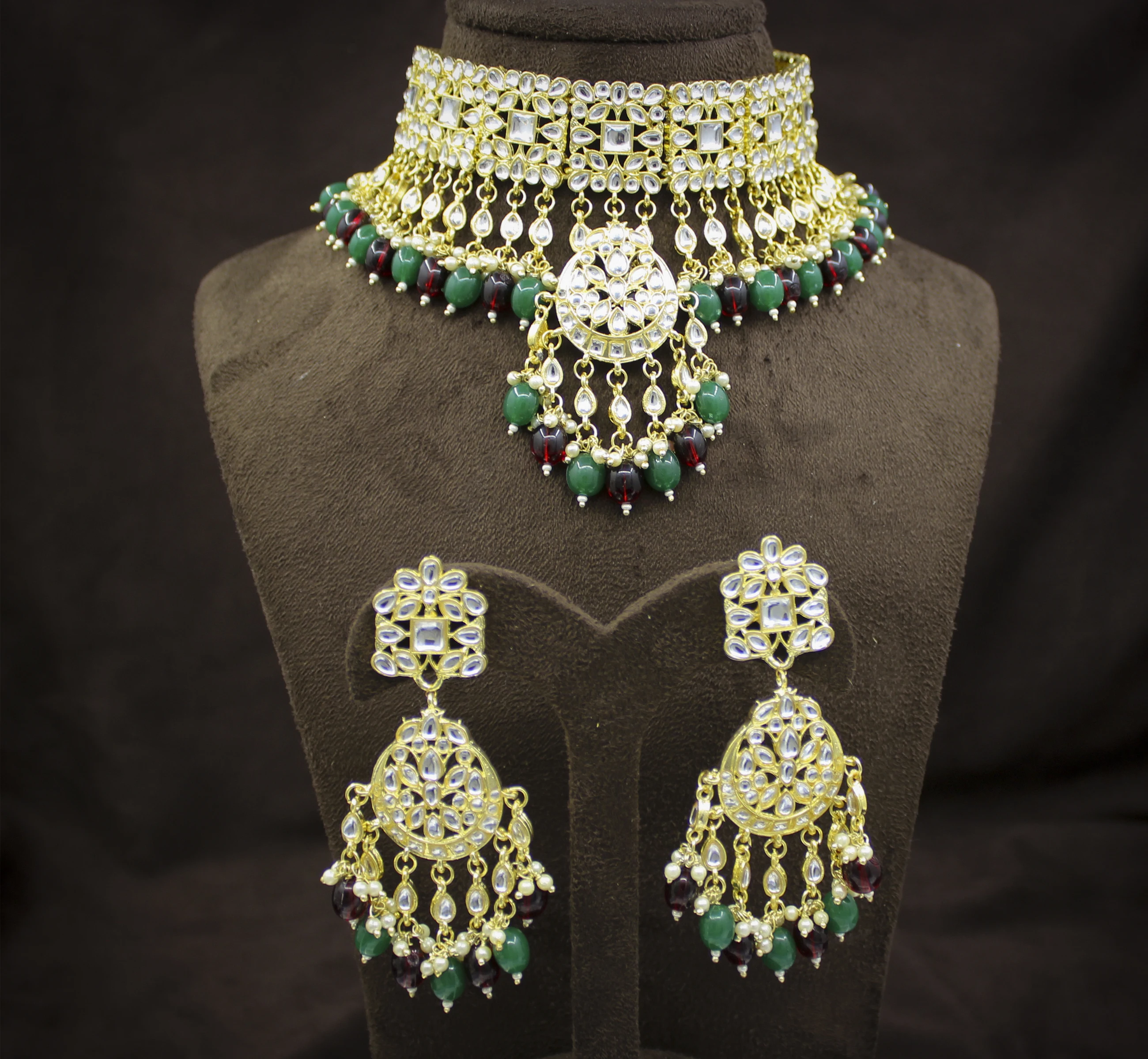 Trendy Kundan Traditional Wedding Jewellery Choker Necklace and Earring set For Women & Girls