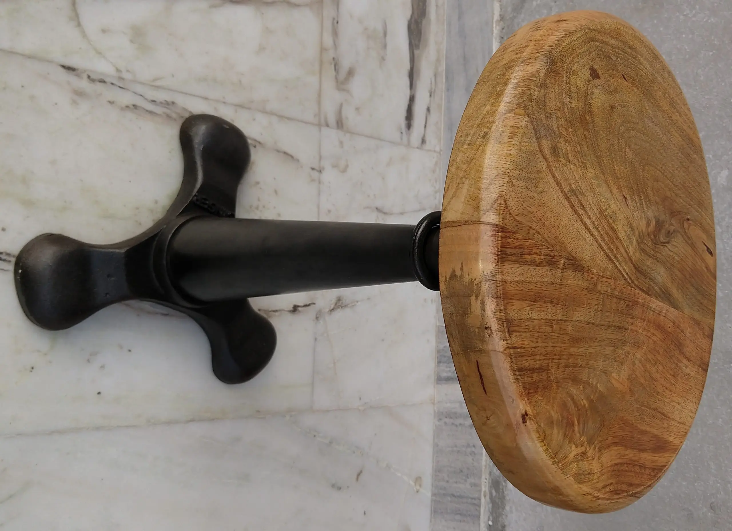 Cast Iron Singer Revolving Stool With Wooden Seat Made In India By Handicraft Point