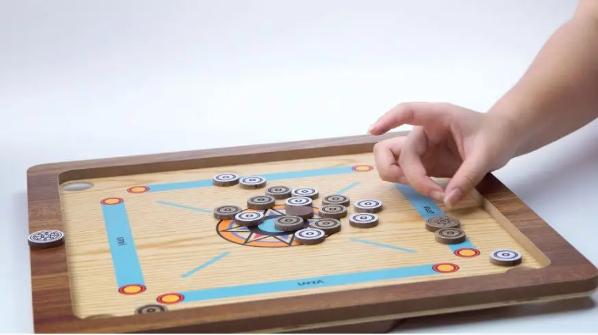 Сделано в Вьетнаме турнир carrom доска два игрока