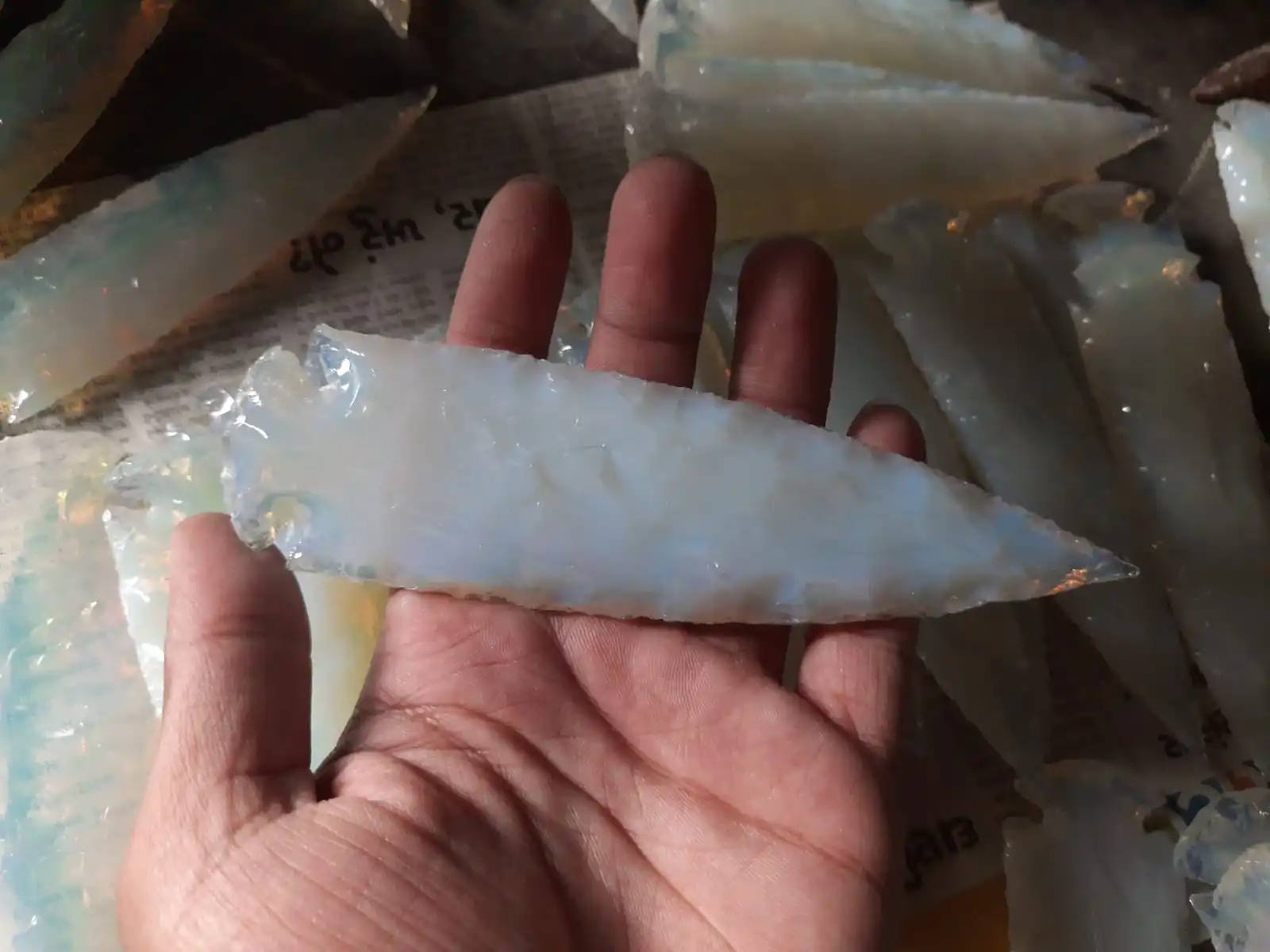 Planet Crystal 6-Inch Polished Opalite (Obsidian Opal Quartz) Arrowhead Chakra Pendant Heart Pattern Religious Feng Shui Mascot