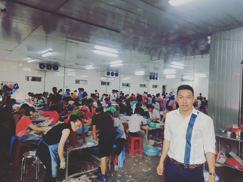 Best quality chicken feet chicken boneless frozen chicken feet for China Hong Kong market Origin Vietnam