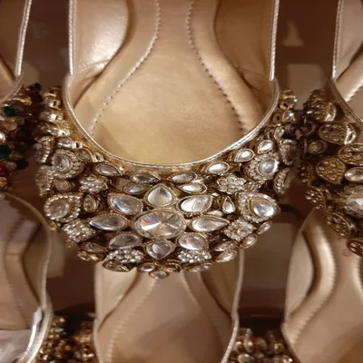 indian women khussa shoes /  Indian shoes khussa juti  /  women khussa