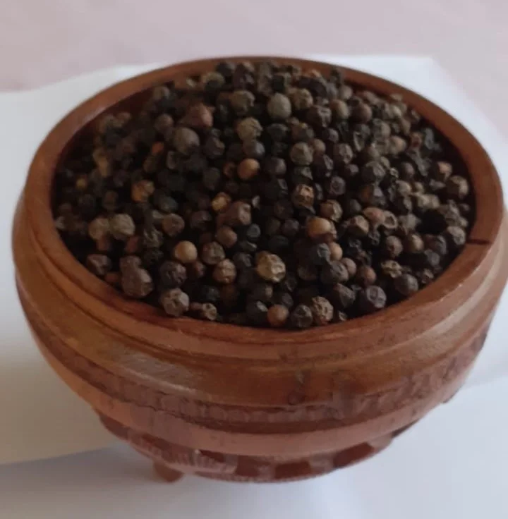 Madagascar Organic Bulk Sun Dried Spice Grade A Harvest High Quality Good Price Black Pepper