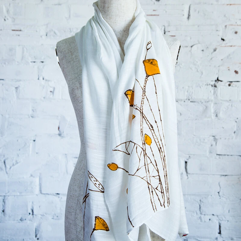 Шарф Hanhsilk из чистого шелка с разнообразными мотивами, близость и традиционный стиль | Лен-Шелк | Сделано во Вьетнаме