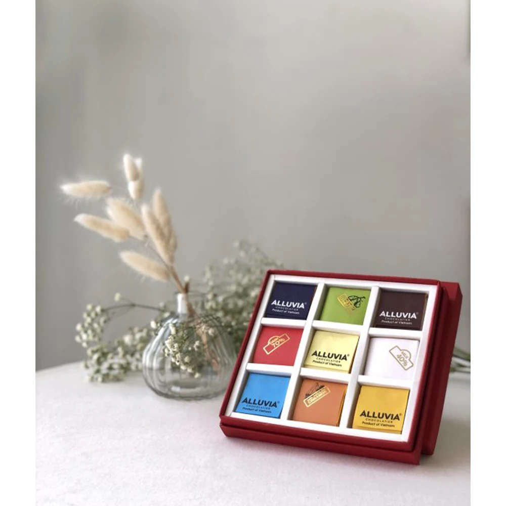 
Gift box Mekong Essence 9 pcs of bean to bar chocolate good taste from Vietnam 