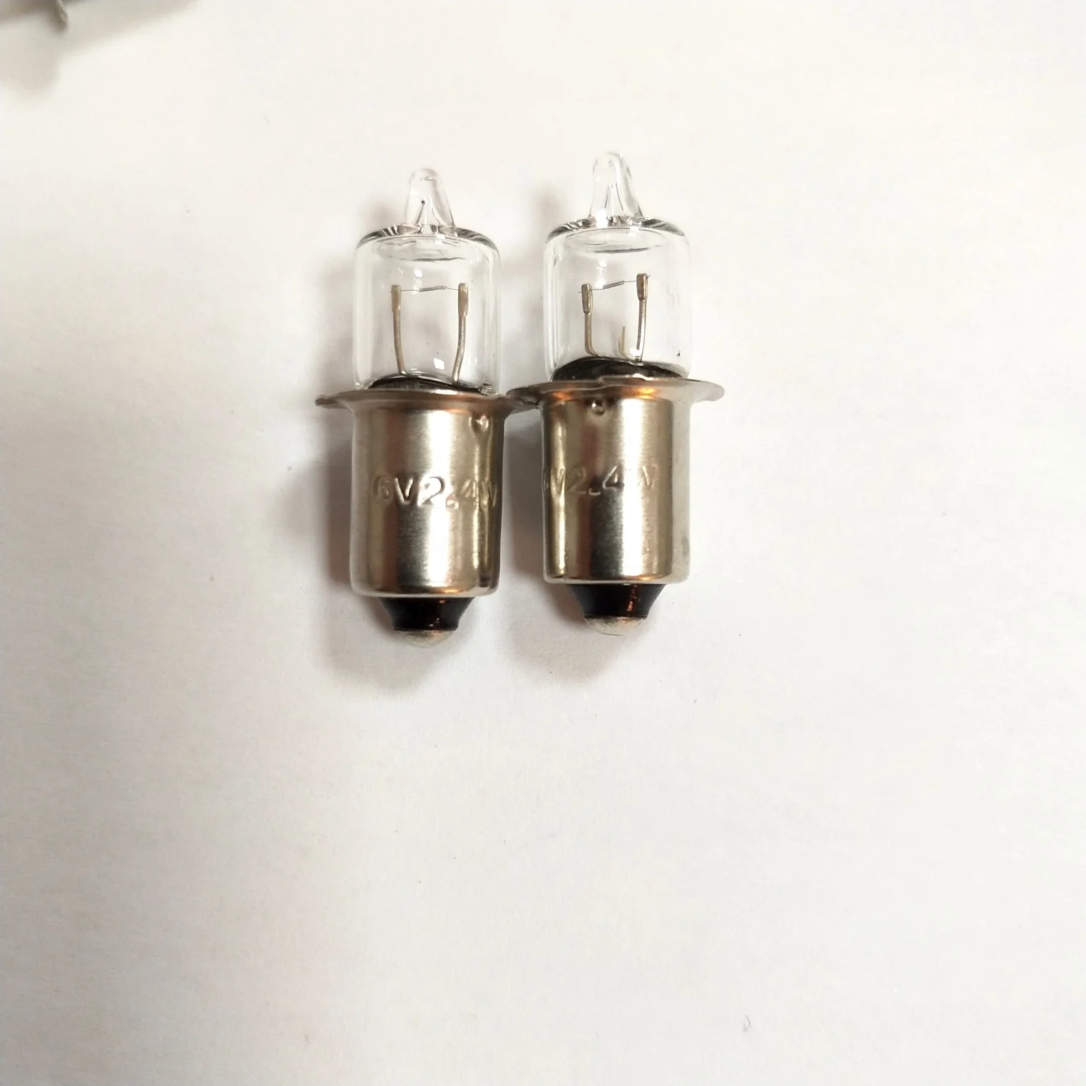 P13.5s ксенон инструмент индикаторная лампа 6V2.4W галогенная