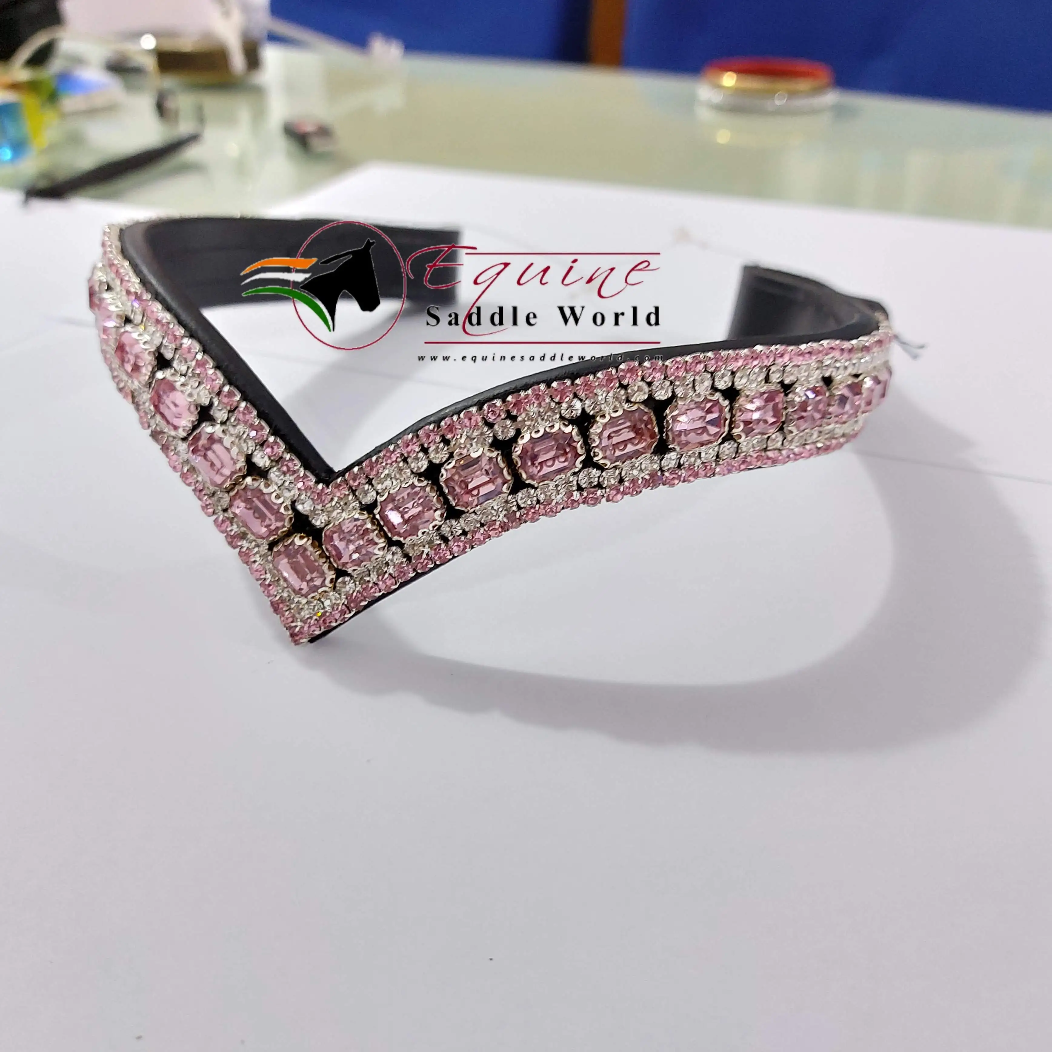 TRENDY HORSE V SHAPE BROW BAND PINK CRYSTALS AFFORDABLE LUXURY EQUESTRIAN PRODUCT WITH SNAP BUTTON LOOP.