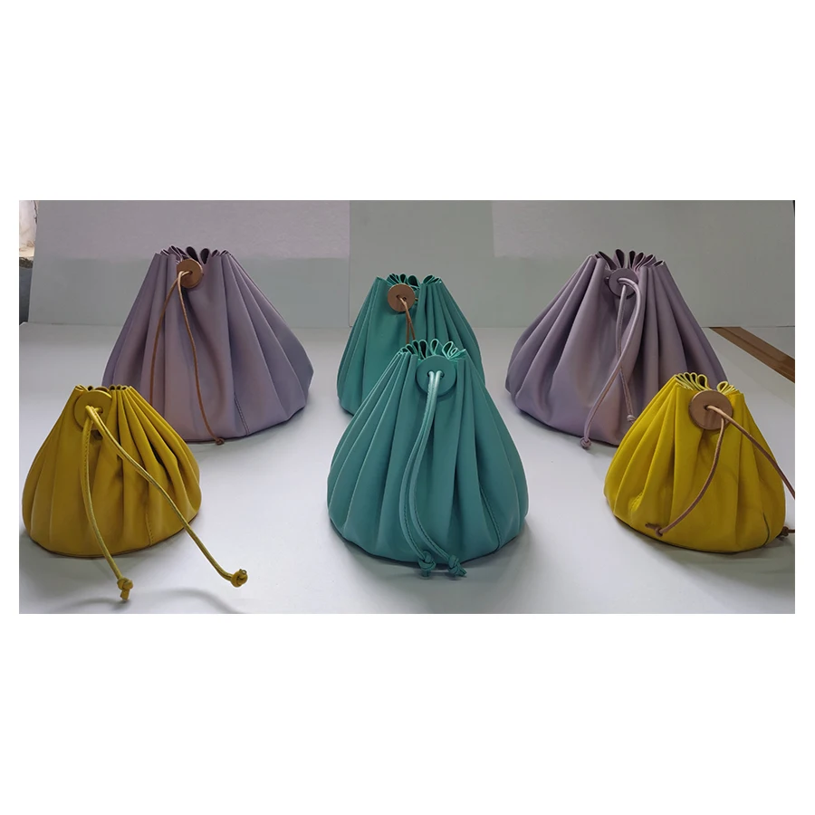 Высококачественная декоративная подарочная сумочка для ювелирных изделий из кожи лучшего размера по оптовой цене