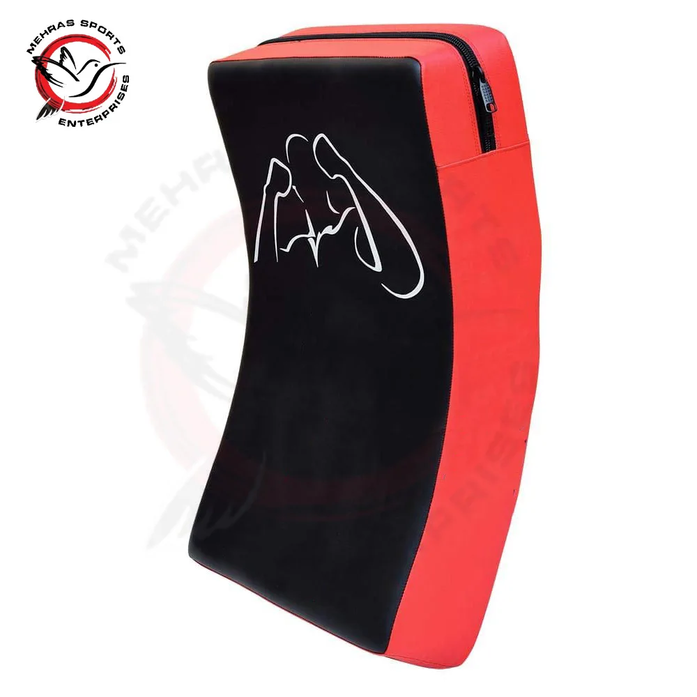 Sparring Karate Training Equipment Large Strike Punch Chest Shield Target Muay Thai Taekwondo Curved Focus Kick Boxing Pad Mitts