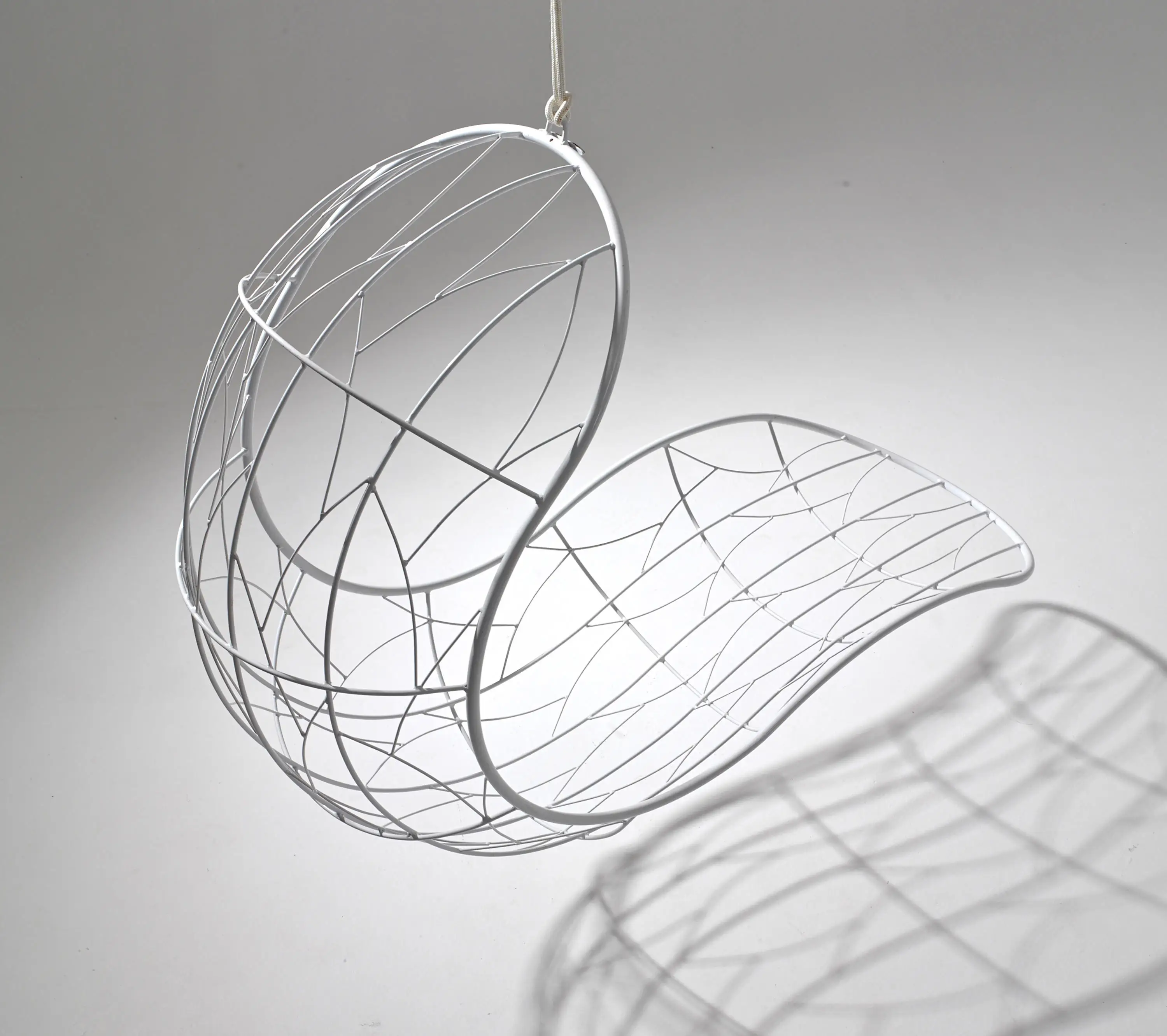 
Modern Leaf Hang Swing For your garden and indoor 