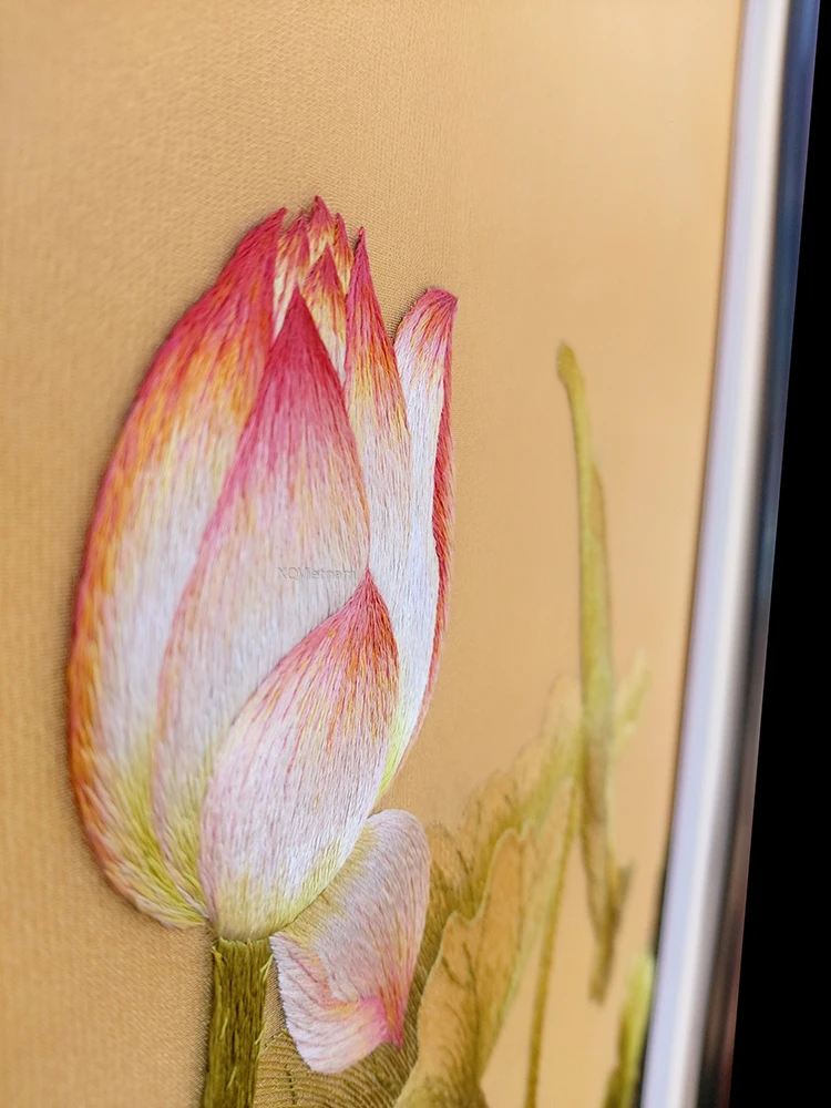 Best Price Vietnam Supplier Wholesale Flower Paintings Summer Fragrance Hand Embroidery Artworks