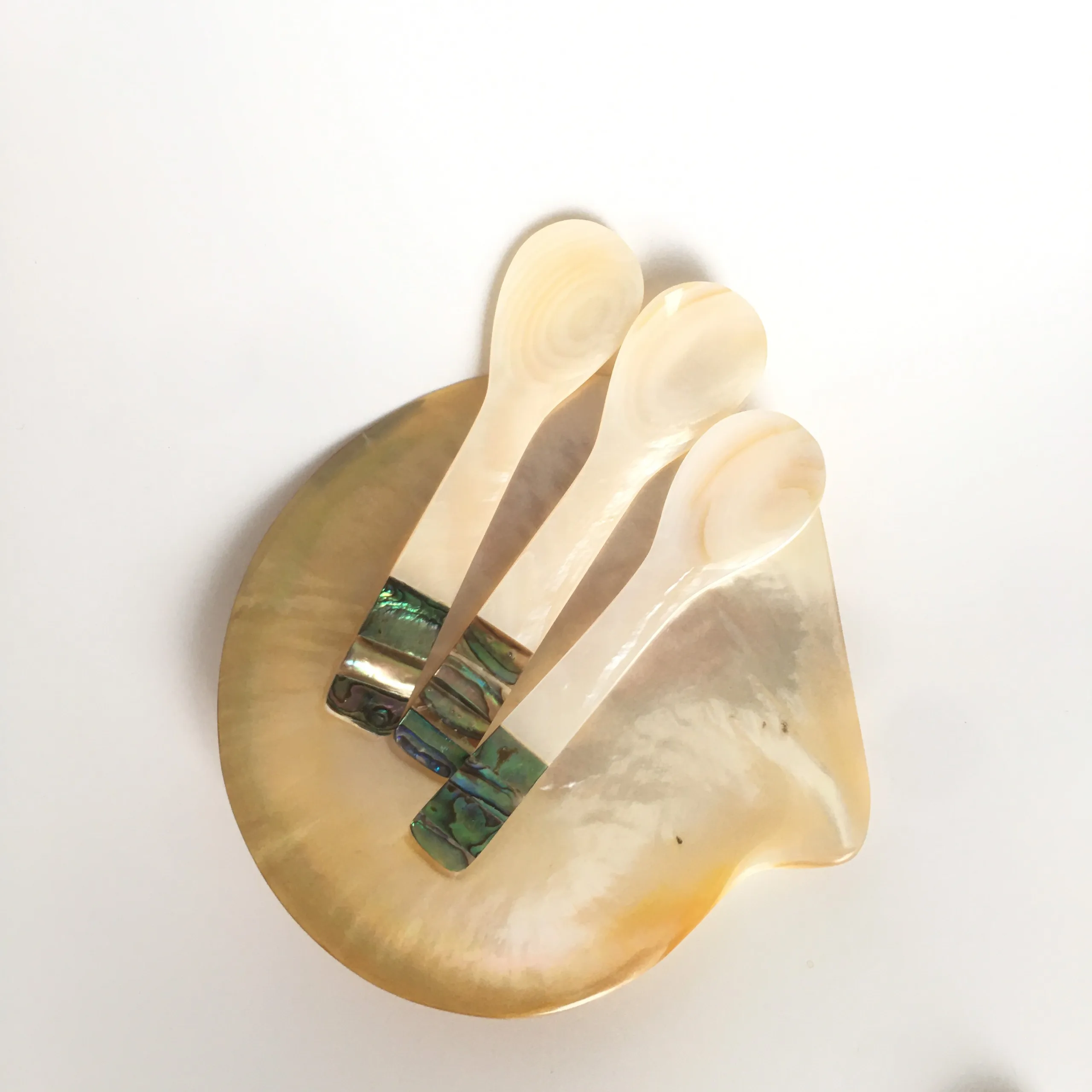 Wholesale 2022 Spoon Set 6 Pcs Caviar Spoon with Abalone Inlay Mother of Pearl 11cm Sustainable Shell Spoon for Restauntant