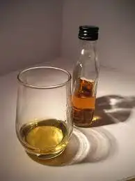 Wholesales Wine Whisky Carlos Brandy 19% valc - 670ml x 15 bottles From Viet Nam