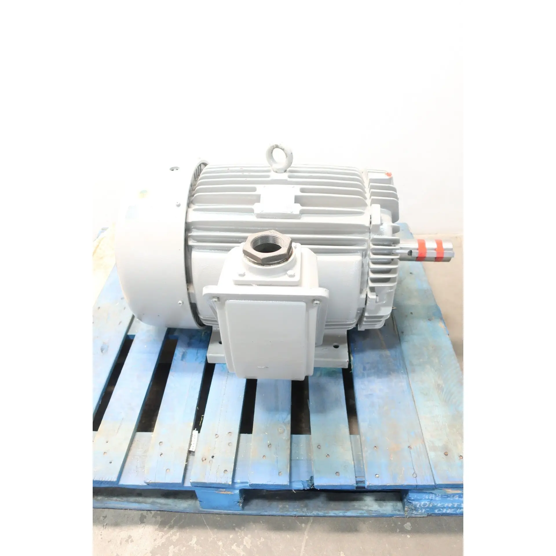 
ELETTRA TECHNOLOGY TYPE HE INDUCTION 365T 3PH 50HP 1182RPM 2-3/8IN 575V-AC AC MOTOR 