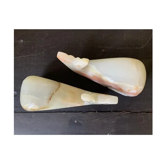 High Quality Cute Marble Fish Statue Onyx Fish Figurine for Home Decoration Gifts Hand-Carved Animal Model Engraving Technique