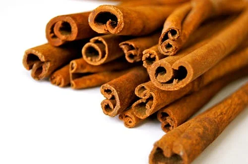 Organic Ceylon Cinnamon / True Cinnamon