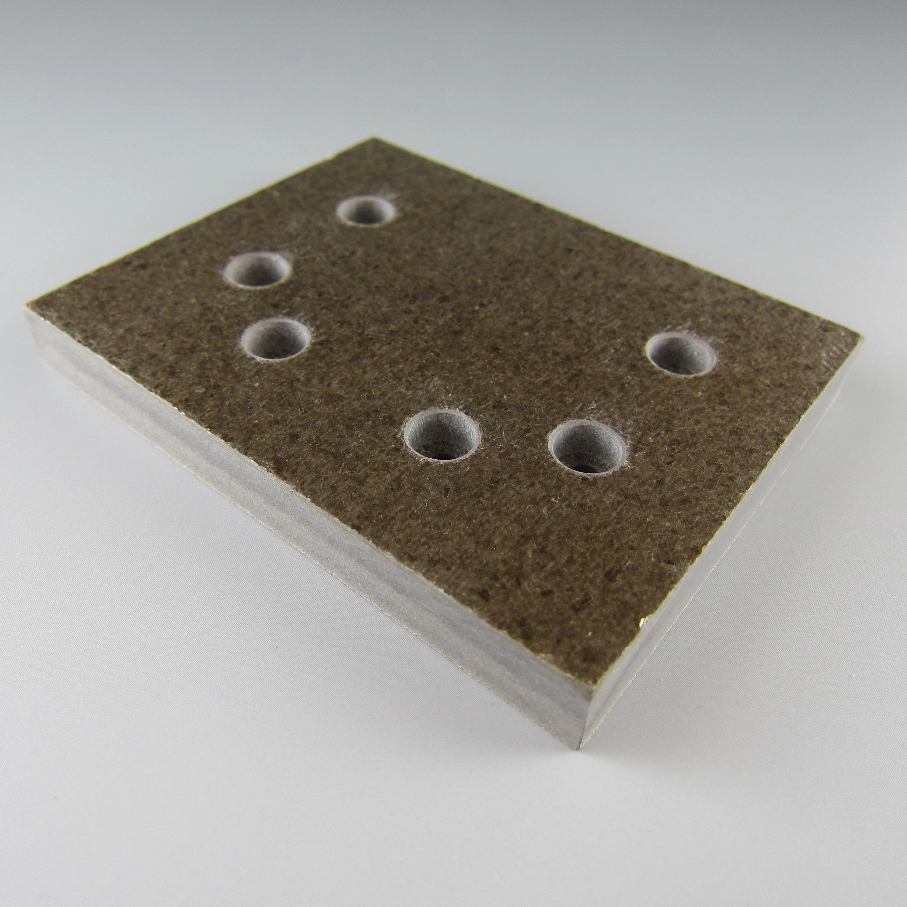 Жесткий теплоизоляционный материал для печи