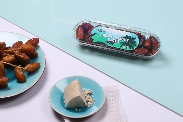 
Hight quality processed dates Deglet Noor safety locked trays 225gr 