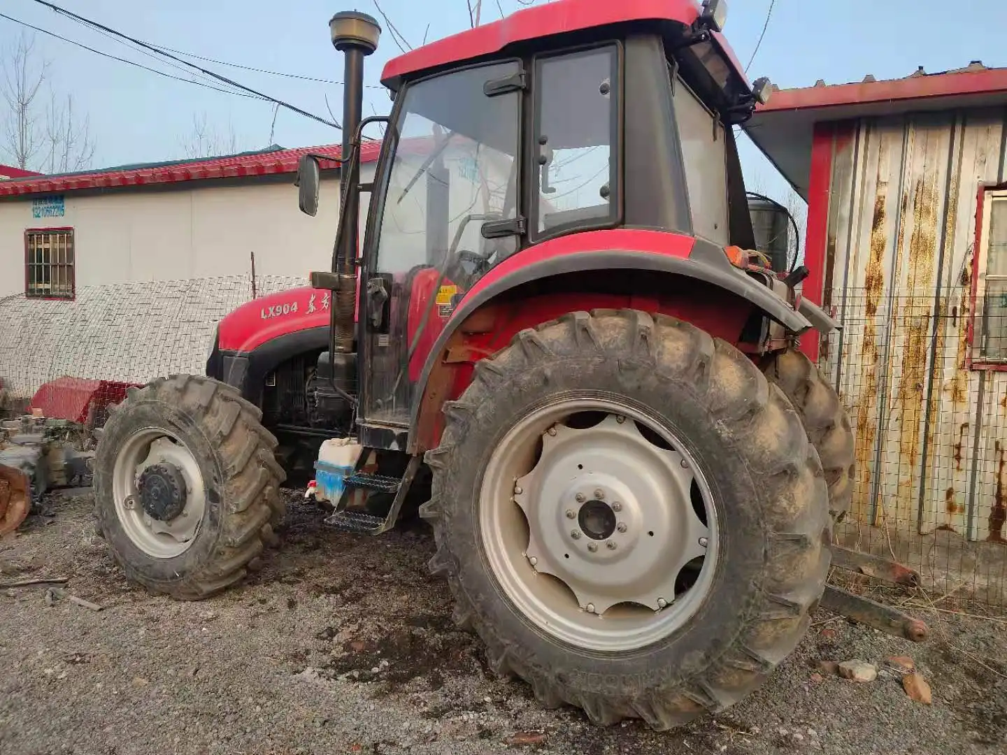  Discount promotion YTO used tractor 90hp spot pastoral management