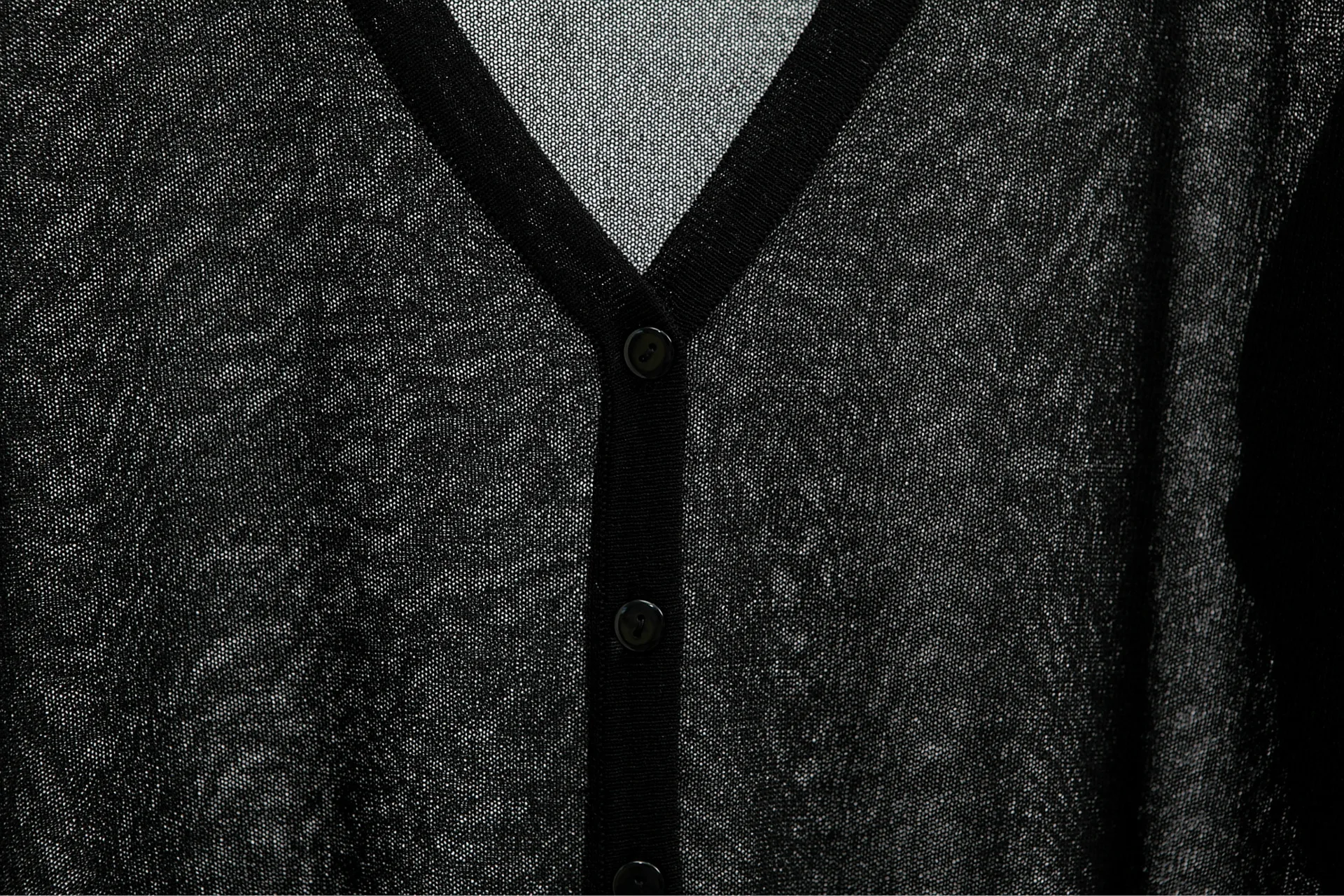 
Breathable Ladies Thin Sweater Womens Blue Buttoned Spring Cropped Cardigan 