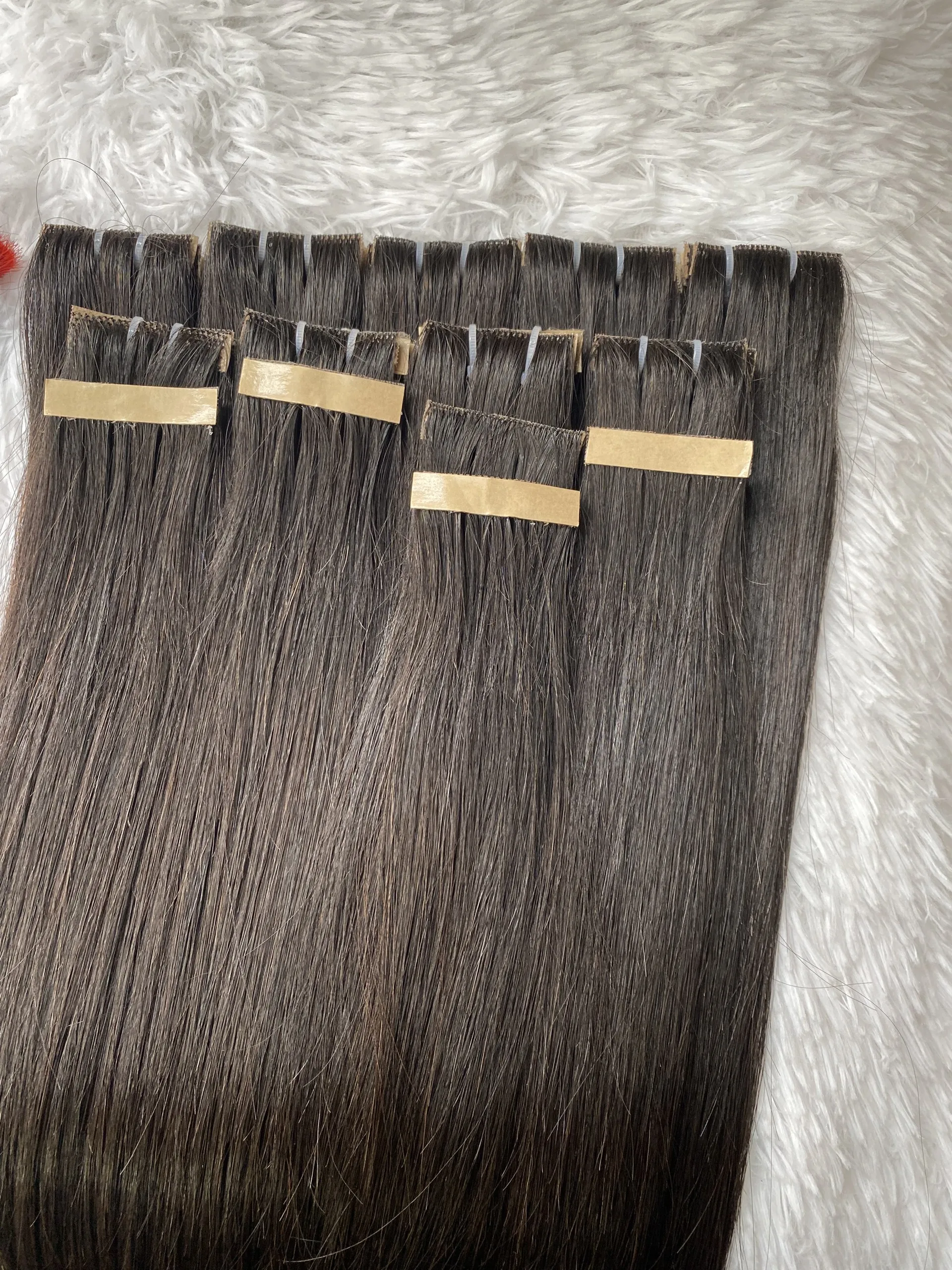  Купить бесшовные ленты для наращивания волос 100 человеческие волосы Remy двойной натянутый индивидуальный цвет