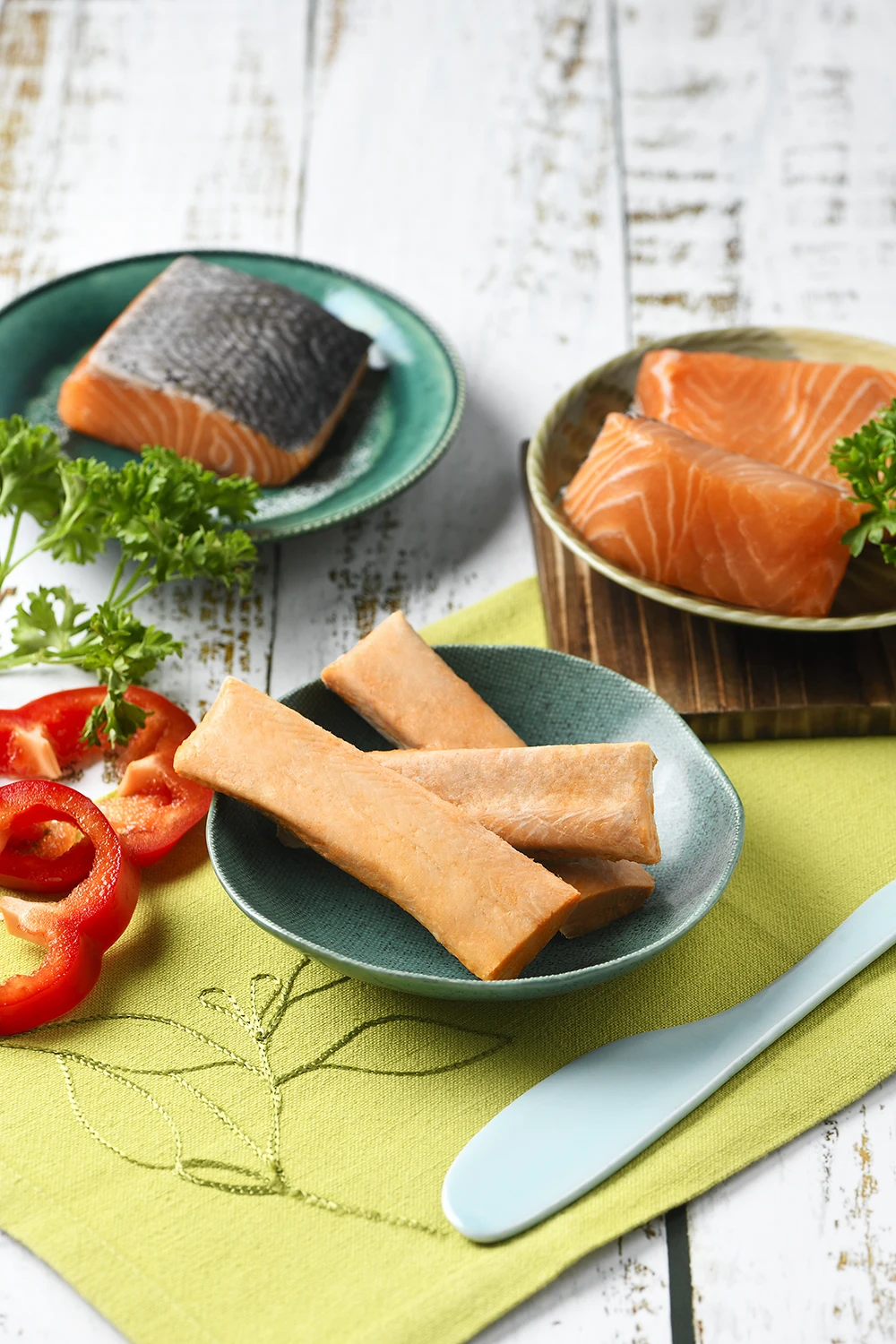 Atlas Cat Loin Salmon Made with Natural Ingredients - Top Grade Cat Food Premium Pet Food Supplies Manufacturer from Thailand