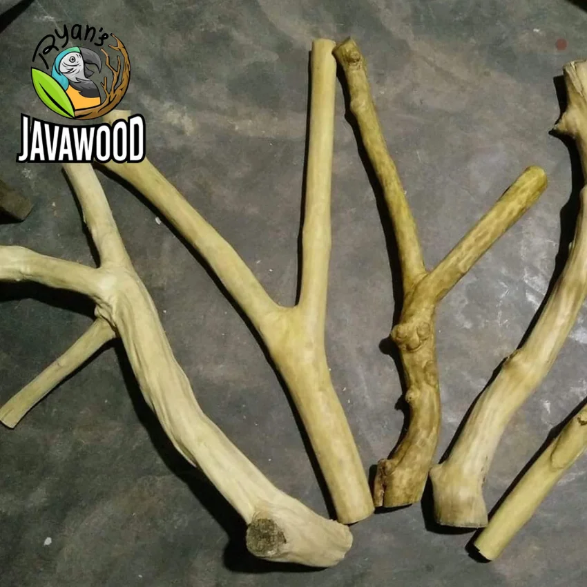 2020 New Design Nature Wood Hanging Pet Ladder Rack Solid Pattern Play Toys Bird Perch Stand from Indonesia