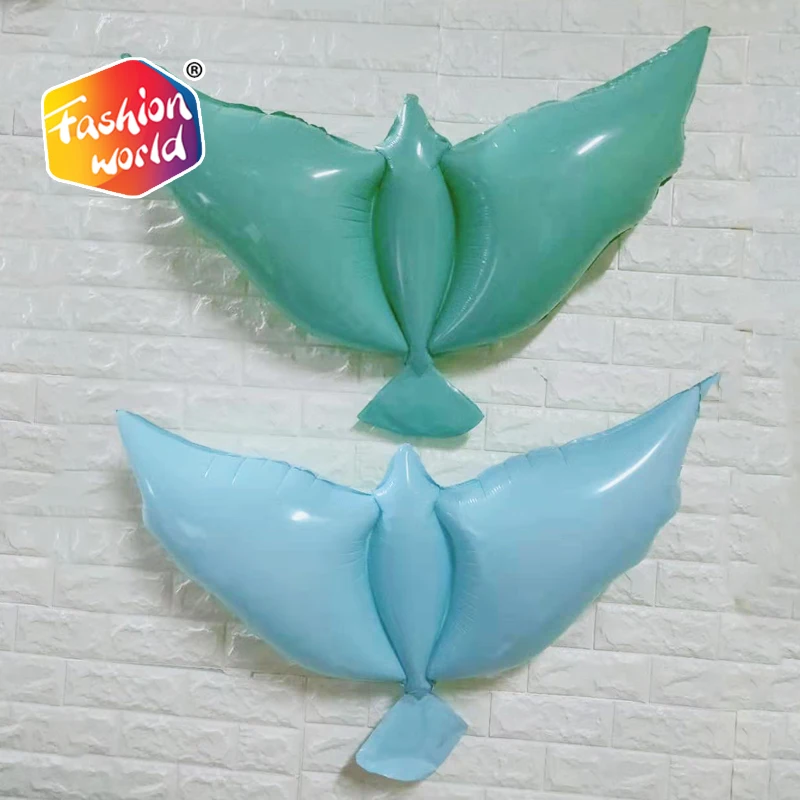 
Pigeon helium balloons are released at wedding parties foil balloon 