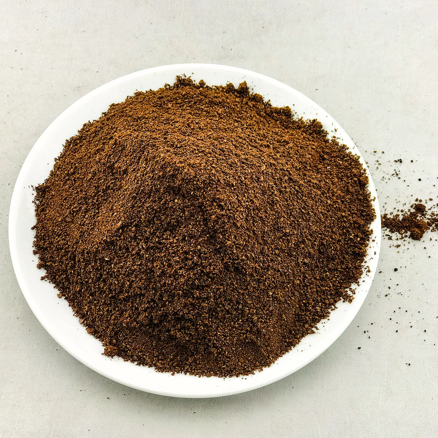 
V-Store Coffee Grind Mix Robusta & Arabica Vietnamese High Quality Coffee Easy To Use Provide Enery 