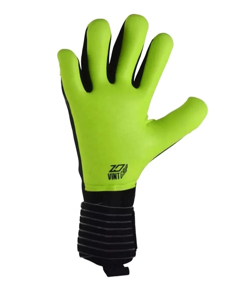2020 manufacturer wholesale goalkeeper goalie gloves in neoprene German latex