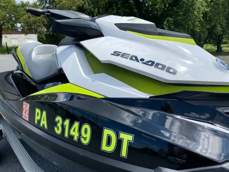 HOT SALE /Comfortable Water Luxury Sea doo / Seadoo 130 jet ski FOR SALE