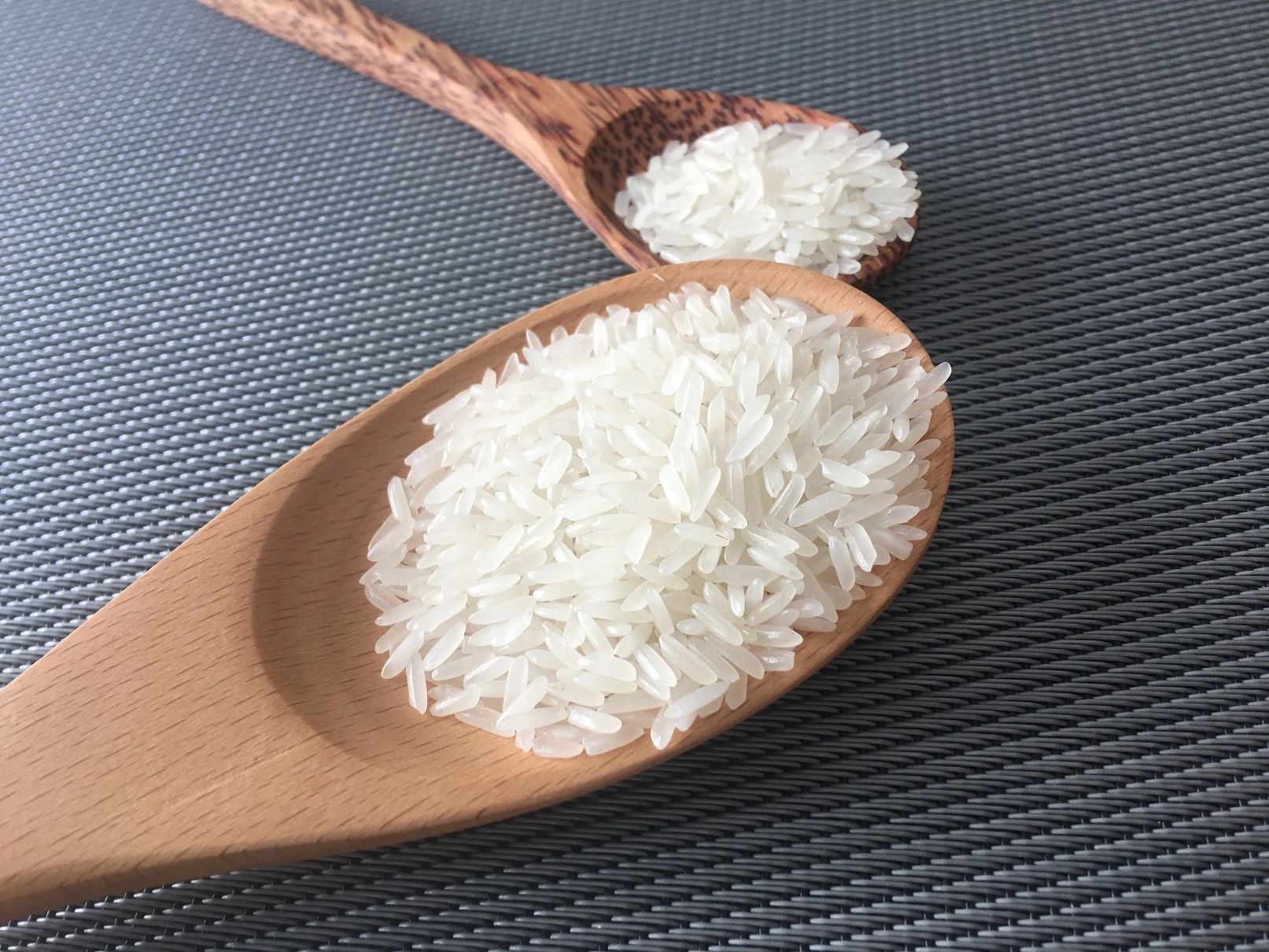 
Wholesale Vietnam Long Grain White Rice (WS +84904230236) 